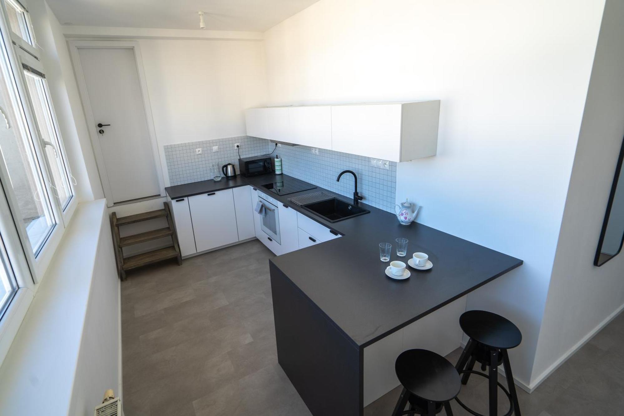 ברטיסלאבה Old Town Apartment Black מראה חיצוני תמונה