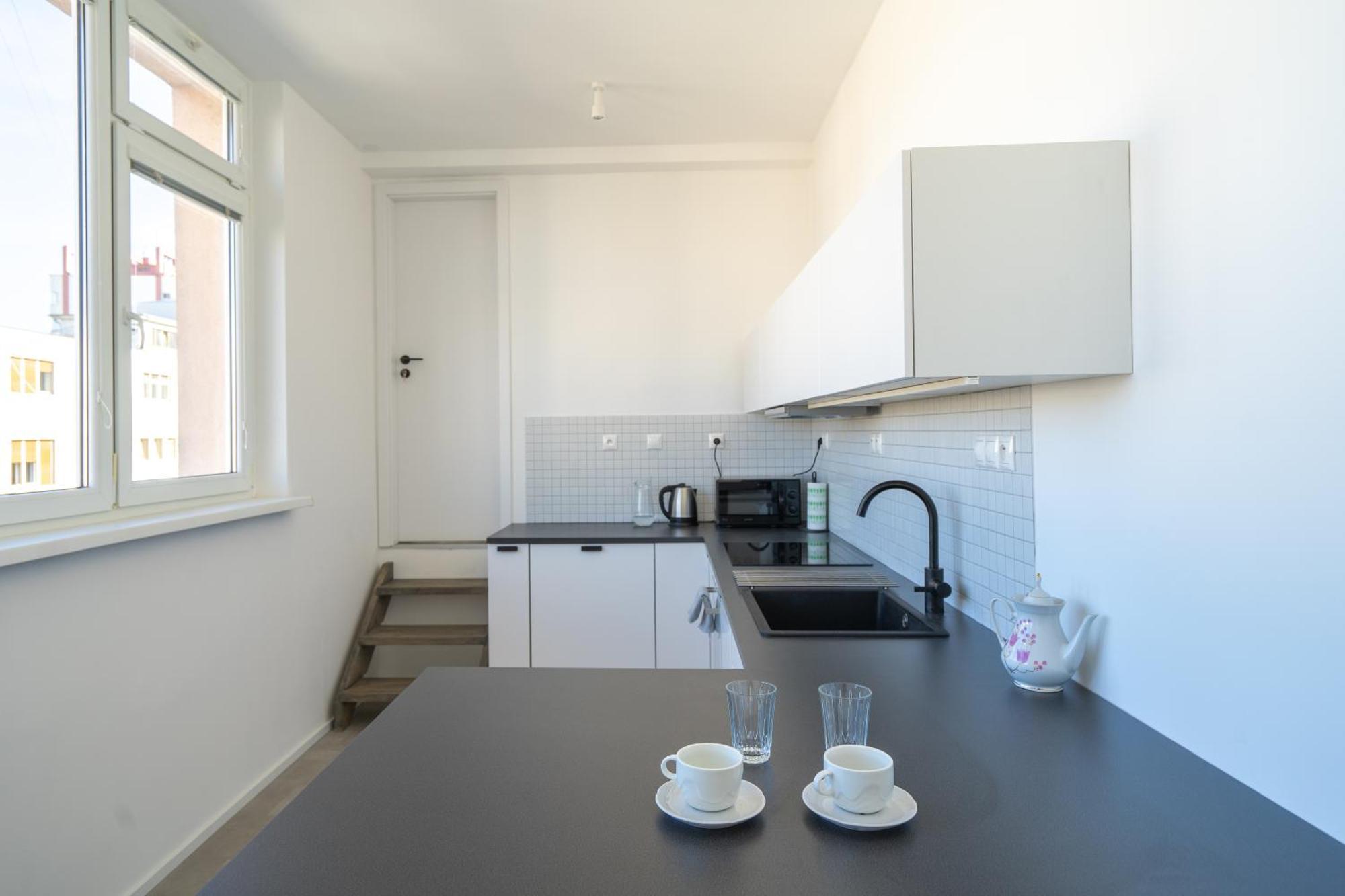 ברטיסלאבה Old Town Apartment Black מראה חיצוני תמונה
