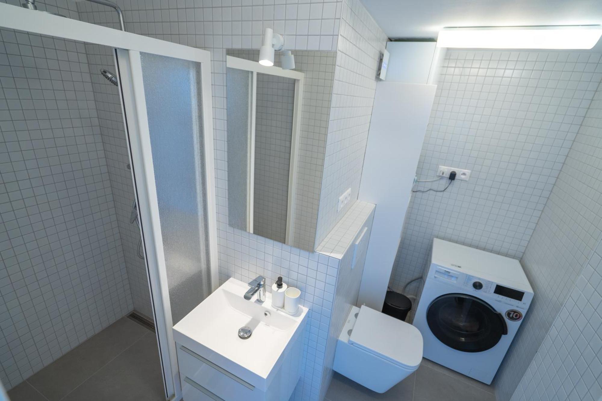 ברטיסלאבה Old Town Apartment Black מראה חיצוני תמונה