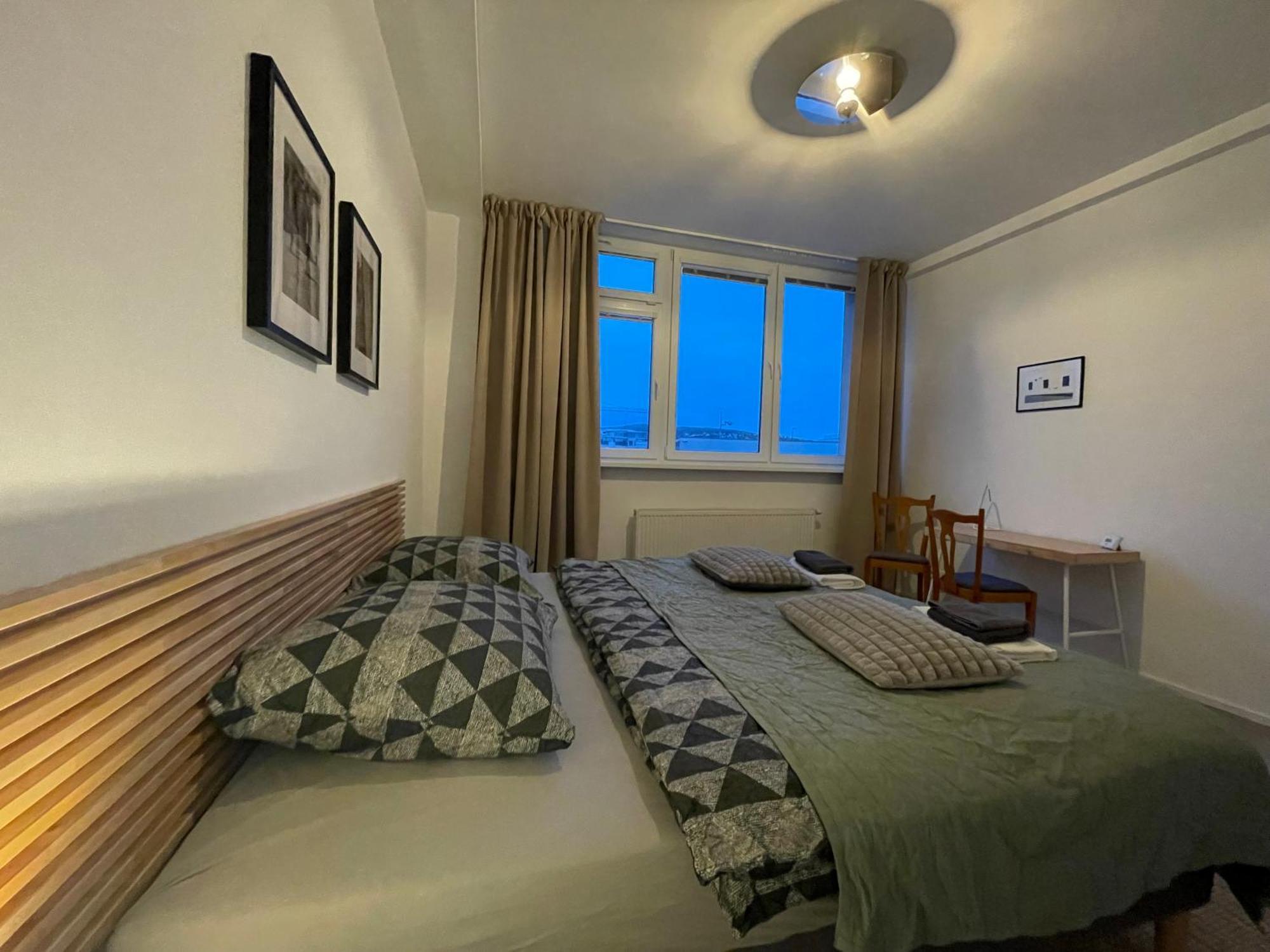 ברטיסלאבה Old Town Apartment Black מראה חיצוני תמונה